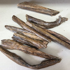 香木（伽羅・沈香）の買取 | 株式会社かぐら堂 骨董品をプロが鑑定し買取