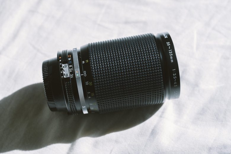 オールドレンズ】ニコンのズームレンズ「Ai Zoom-NIKKOR 35-135mm F3.5