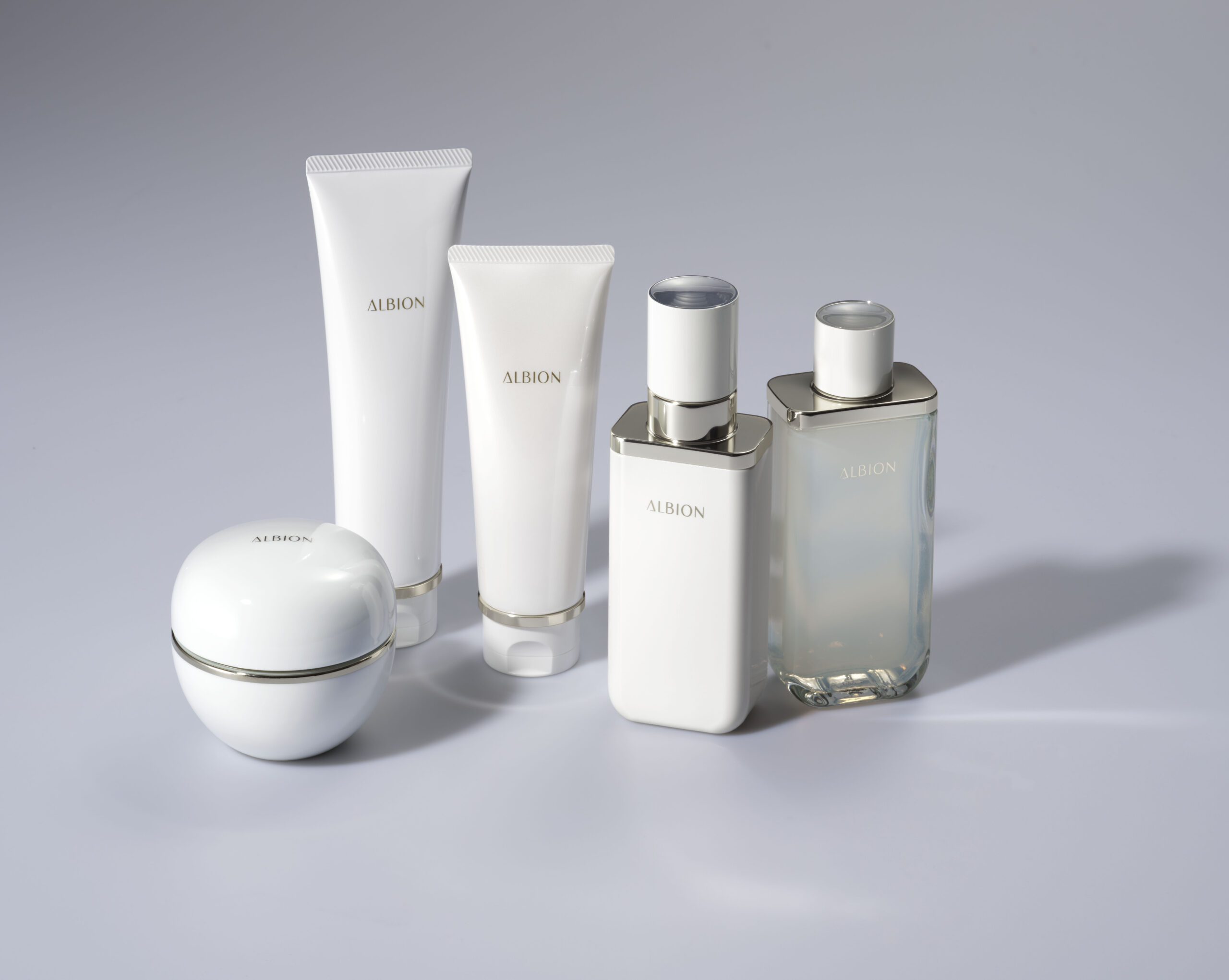 アルビオン初のグローバルプレステージブランドを発売 | 国際商業