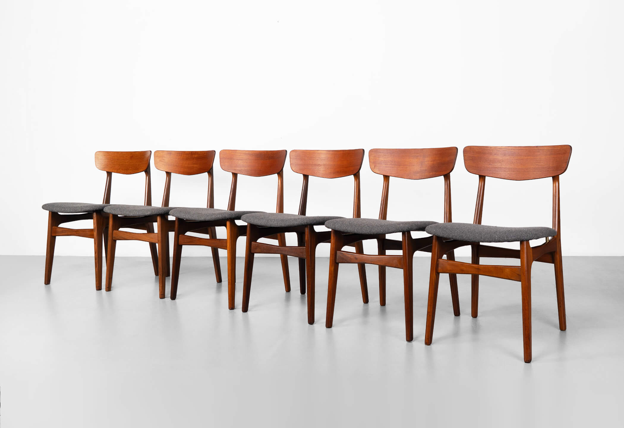 Schiønning & Elgaard Chairs in Teak, Set of 6 - Kollect