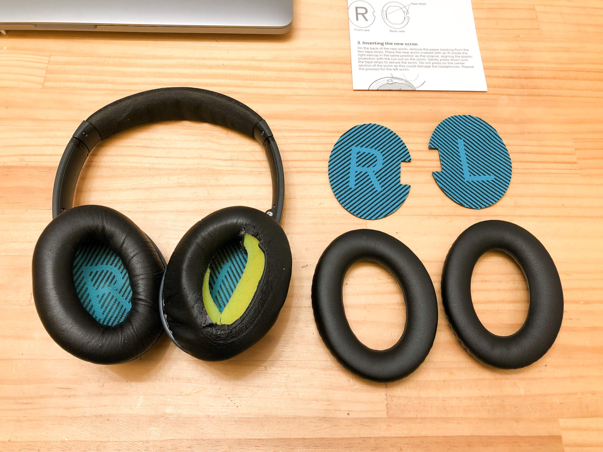 BOSE QuietComfort25 QC25 のイヤーパッドを純正品に交換しました