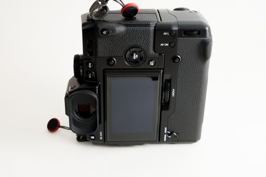レビュー】X-H1専用縦位置パワーブースターグリップ VPB-XH1のサイズ感