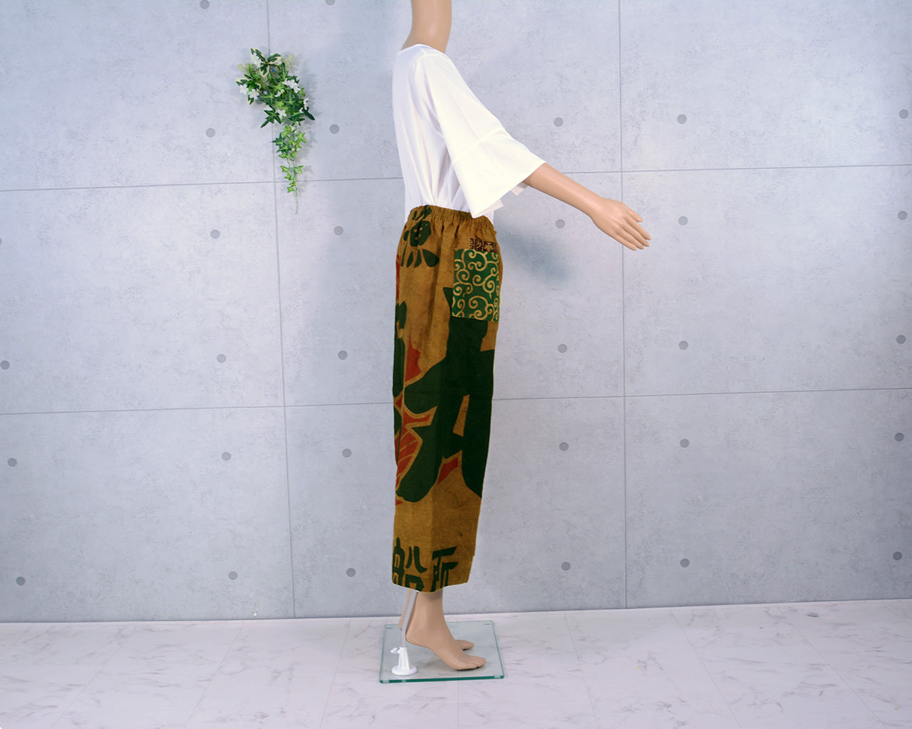 ワイドパンツ 大漁旗 柿渋染め 木綿 ポケット付き – KimonoStudio Matsuno