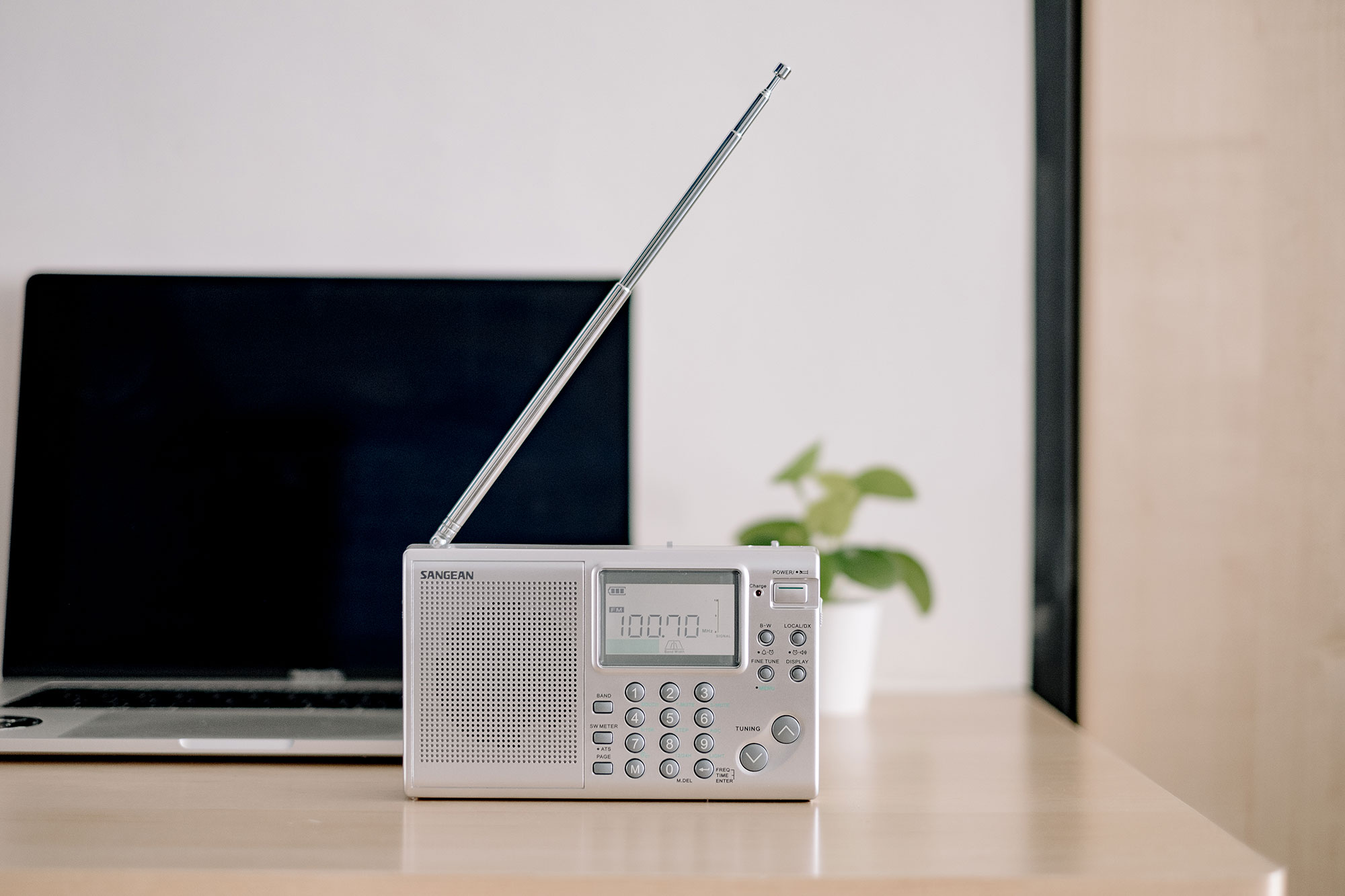 Sangean ATS-405J・AM/FM/SW マルチバンドラジオ | kopek｜