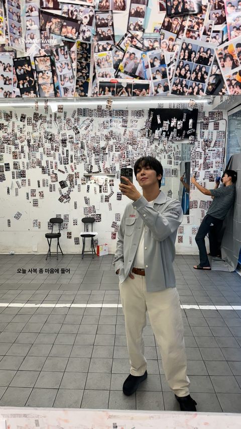 CNBLUE フーディー パーカー トレカなし ヨンファ ジョンシン ミニョク