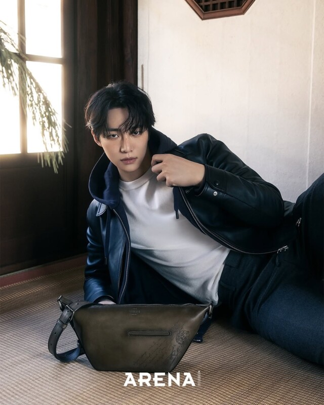 2PM」ジュノ、古典美と現代美がとけあった魅力アピール | K-POP、韓国