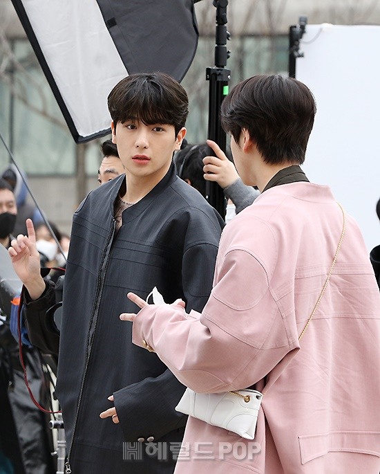 PHOTO」THE BOYZヒョンジェ&ヨンフン、「ソウルファッションウィーク