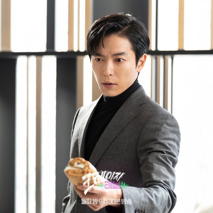 キム・ジェウク、かっこいいのはわかっていたが、コミカルな魅力まで