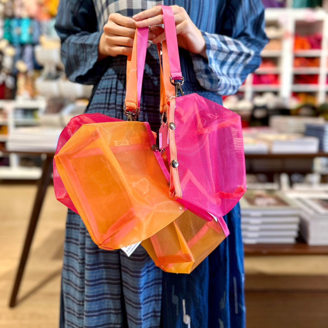 Knit Dallas Custom Della Q/Madelinetosh Big Bottom Bucket Bags