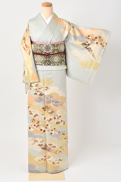 訪問着(淡い水色地・金箔雲取り)｜着物レンタルあき (来店着付け無料