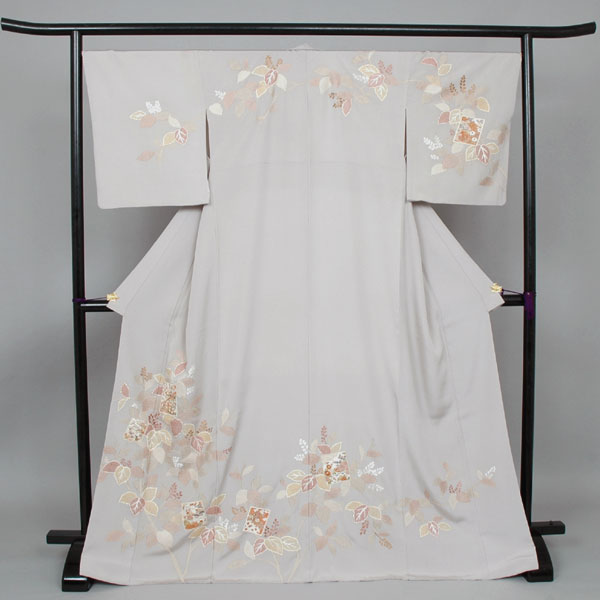 訪問着(桜ねず色・スワトウ刺繍)｜着物レンタルあき (来店着付け無料