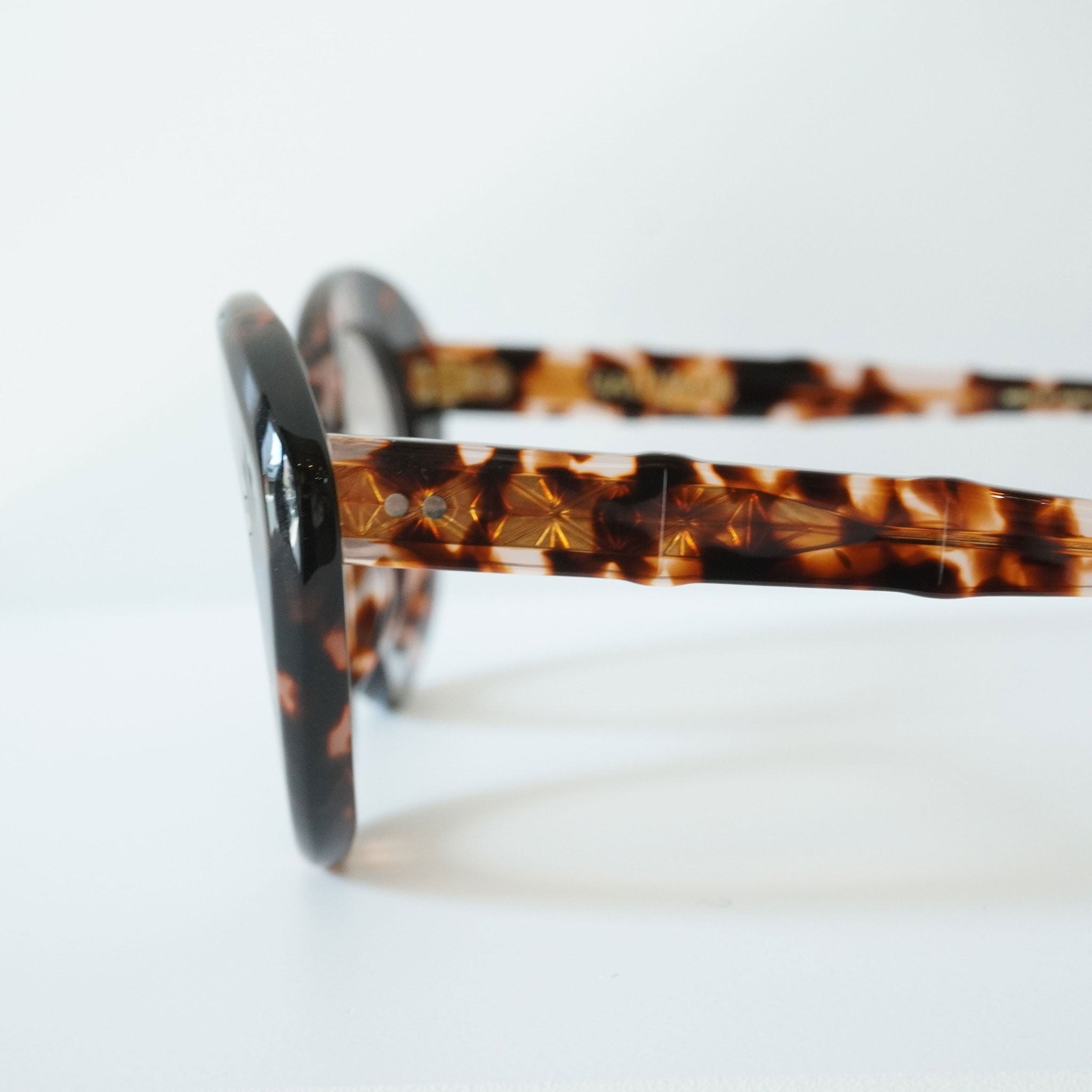 SAUVAGE サバージュ / LIBERTINE / Dusty Tort / サングラス – KRANC