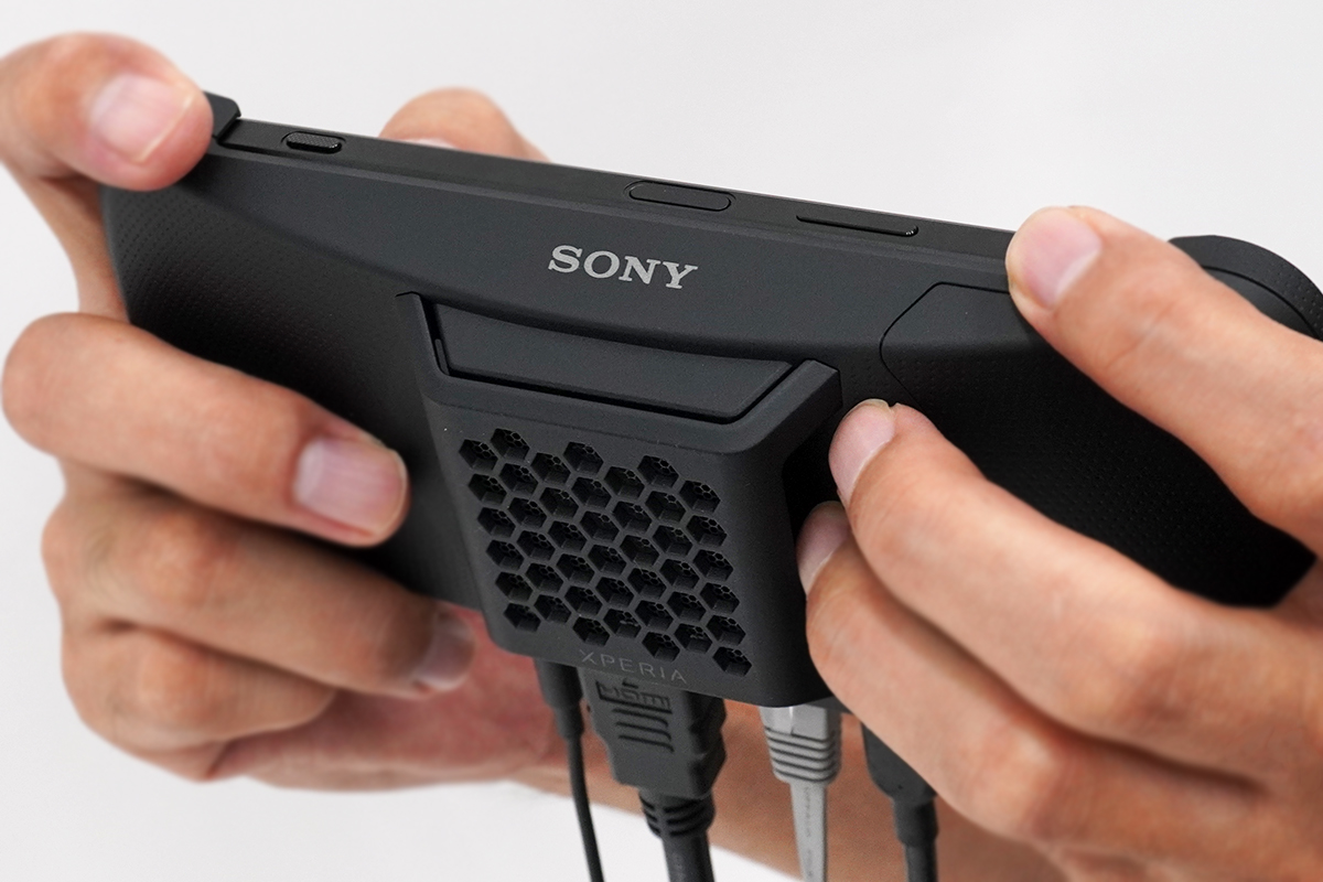 ゲーミングギア「Xperia Stream 」は「Xperia 1 IV」を本格的な