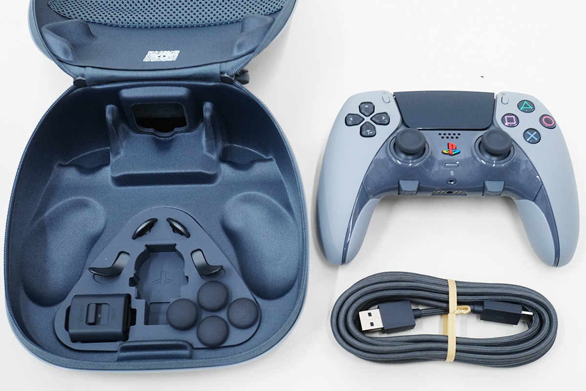 初代PlayStation デザインになった「DualSense Edge / DualSense