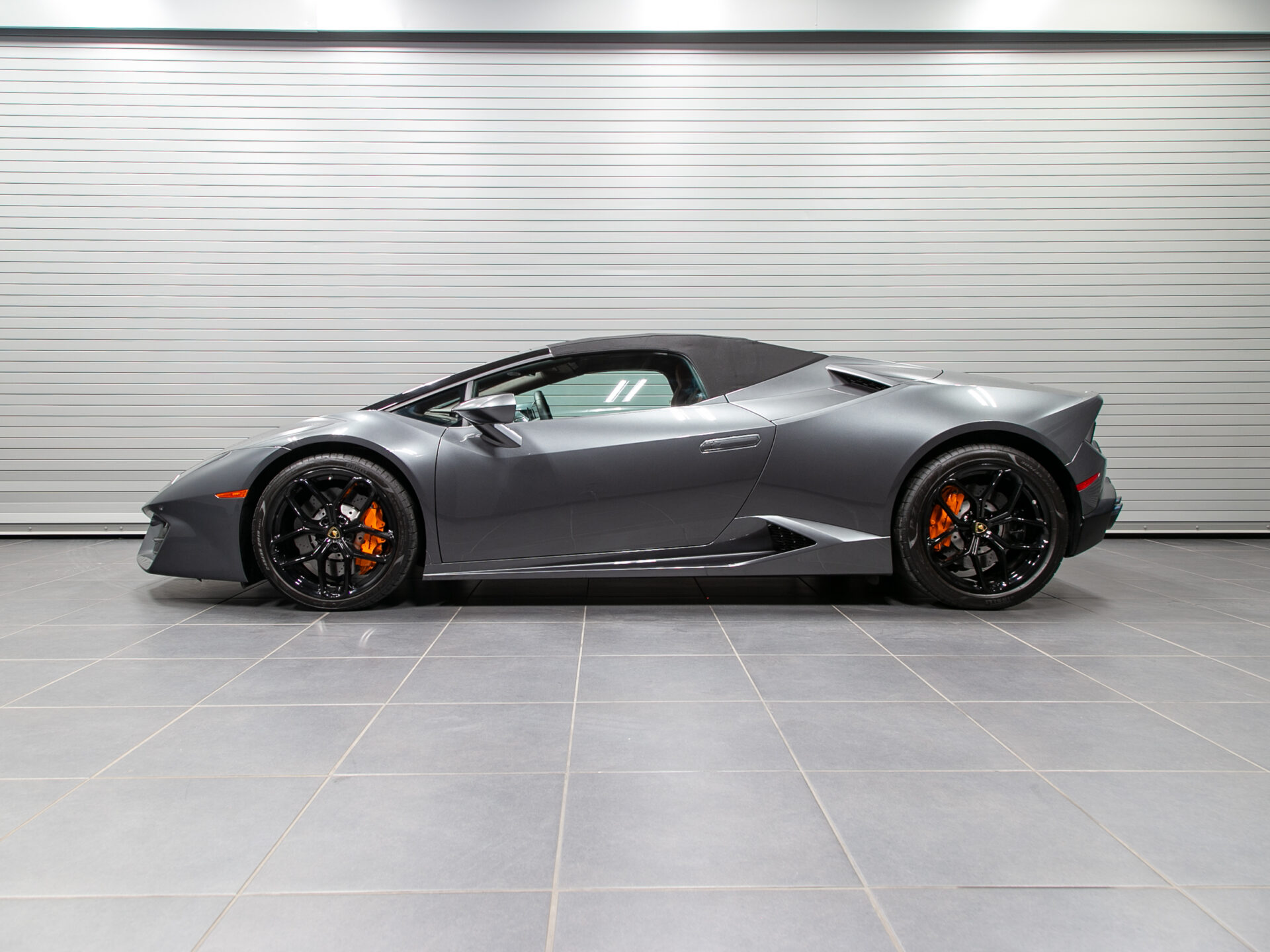 2018 LAMBORGHINI HURACÁN LP580-2 SPYDER - Kulu Motorcar, Calgary