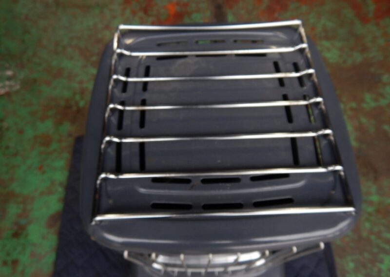 中古品 トヨトミ 自然対流強制通気形開放式石油ストーブ KF-N195 2014