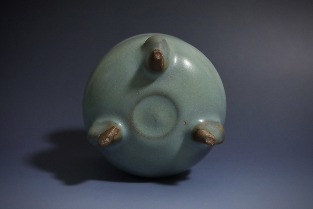 鈞窯澱青釉紫斑鬲香炉 ｜九間堂・京都二条・コレクション（販売