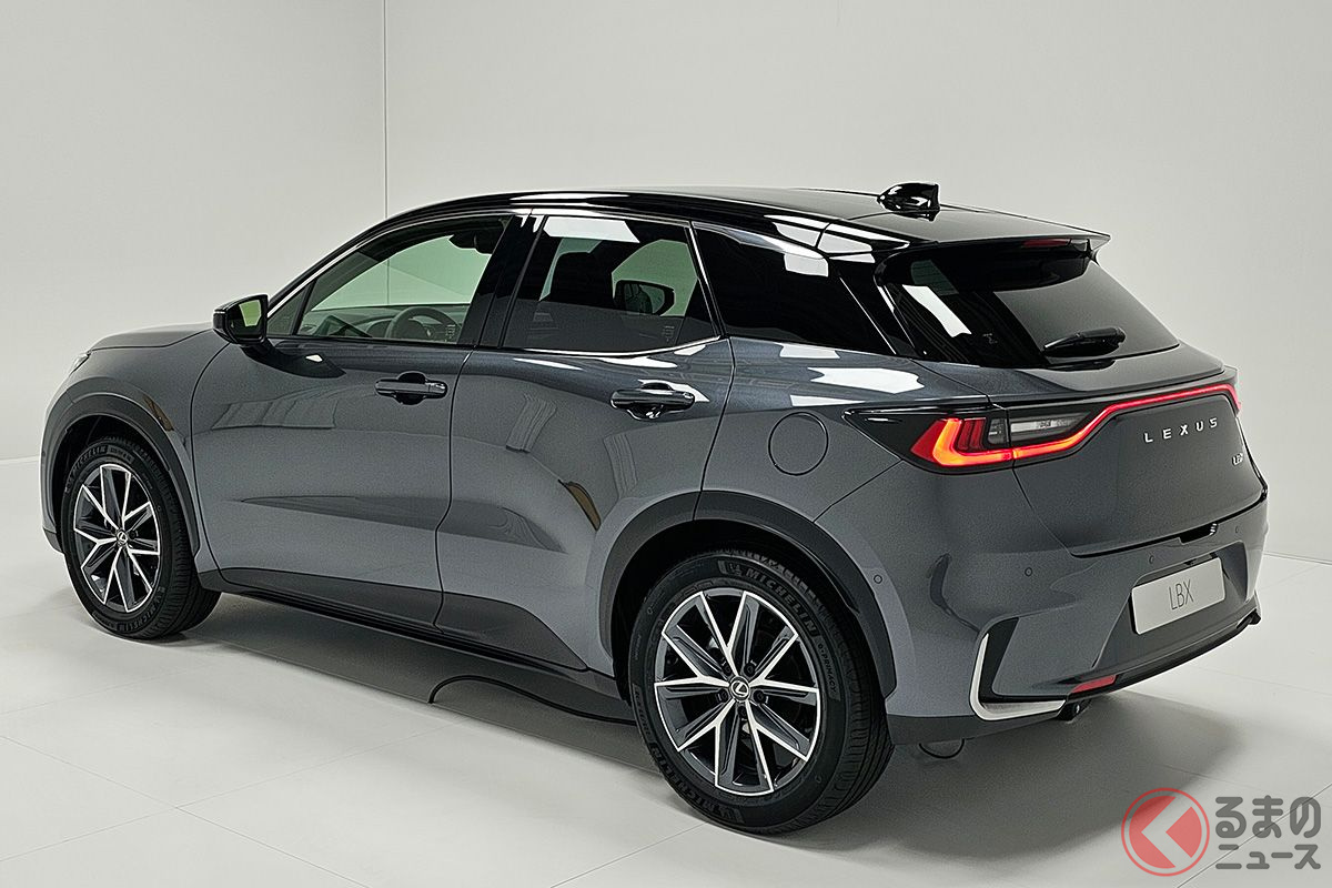 レクサス新型「LBX」世界初公開！ 「ヤリスクロス」と全く異なる