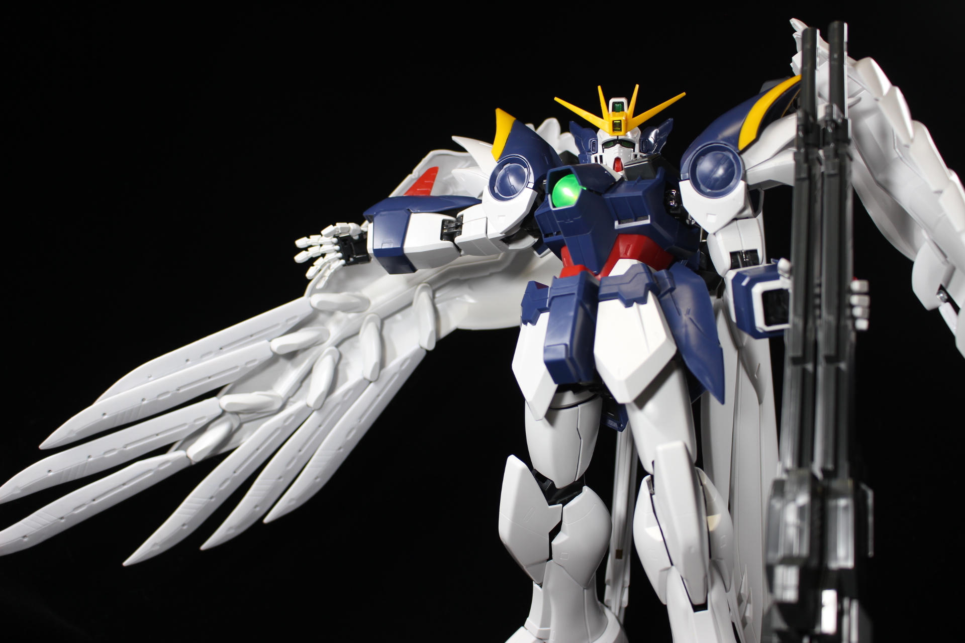 PGウイングガンダムゼロカスタム 組み立てご依頼│くらくらプラモブログ