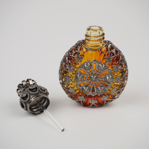 KUROKABE】チェコ製香水瓶457716 | KUROKABE | 黒壁公式オンライン