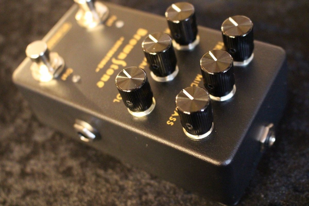 Brown Stone Distortion | 【クロサワ楽器店オンラインショップ】いい