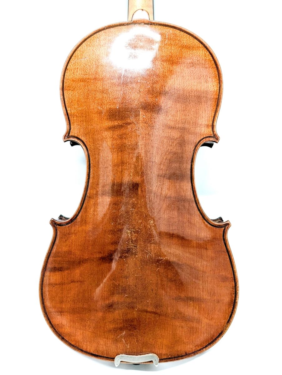 Nicolas Claude (ニコラ・クロード) | 【クロサワ楽器店オンライン