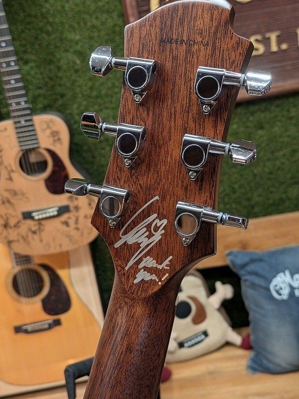 CAF-85HCW-C ~chay 直筆サイン入り 10th Anniversary Year Model