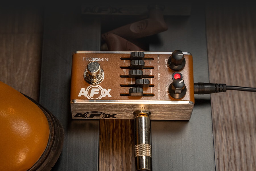 AFX Pro EQ Mini Acoustic Preamp & EQ - Fishman