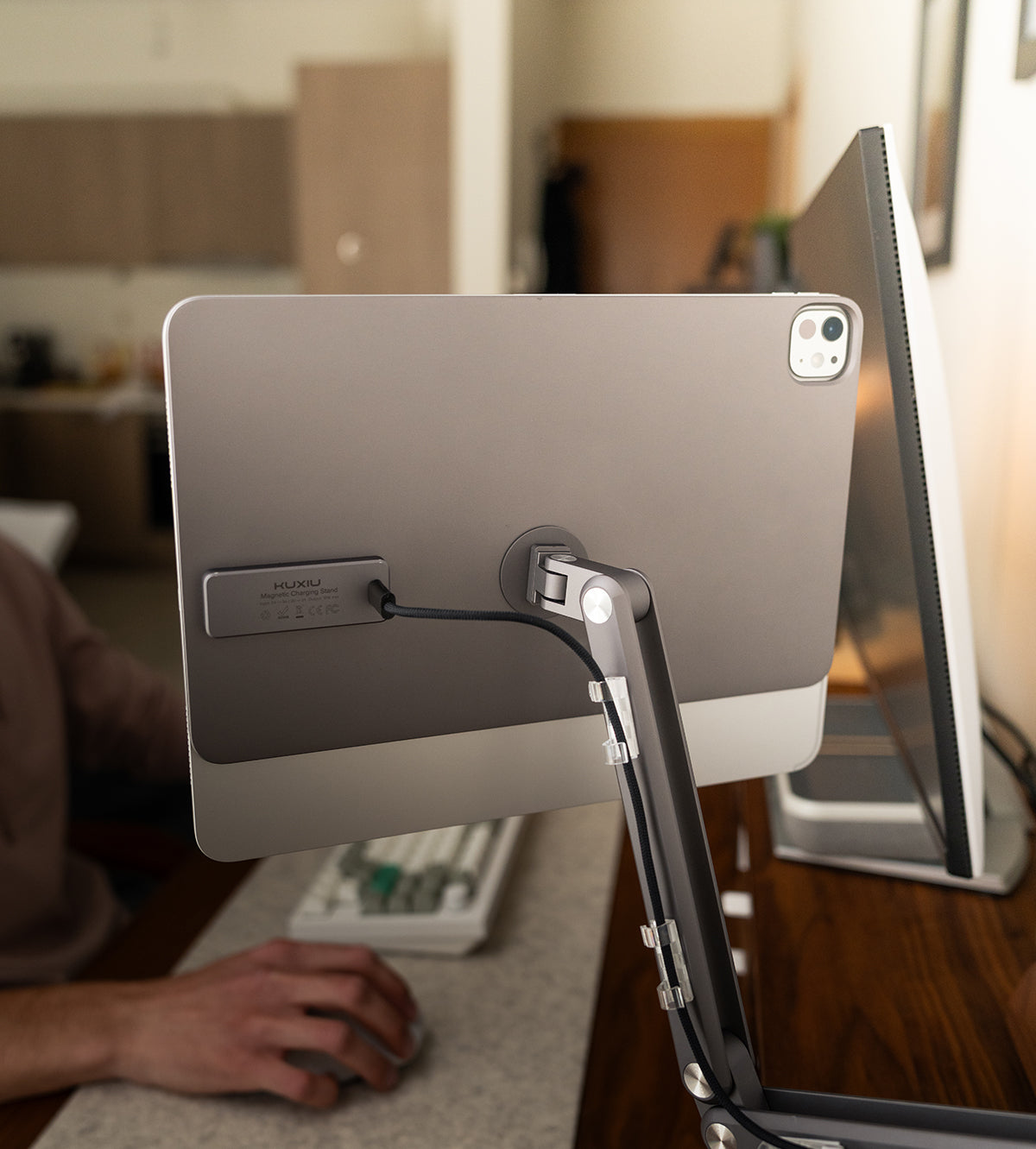 KUXIU X36 Pro MAX iPad Magnetic Charging Stand