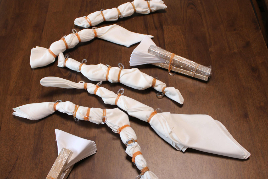 藍染で雪花絞りとおりがみ絞り