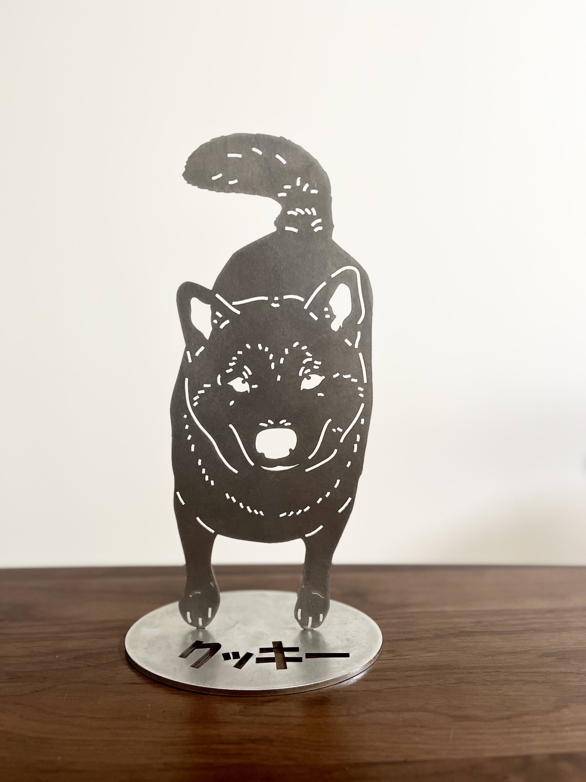 レーザーカットでわんちゃんの思い出を形に🐾 | 【1個からオーダー可能