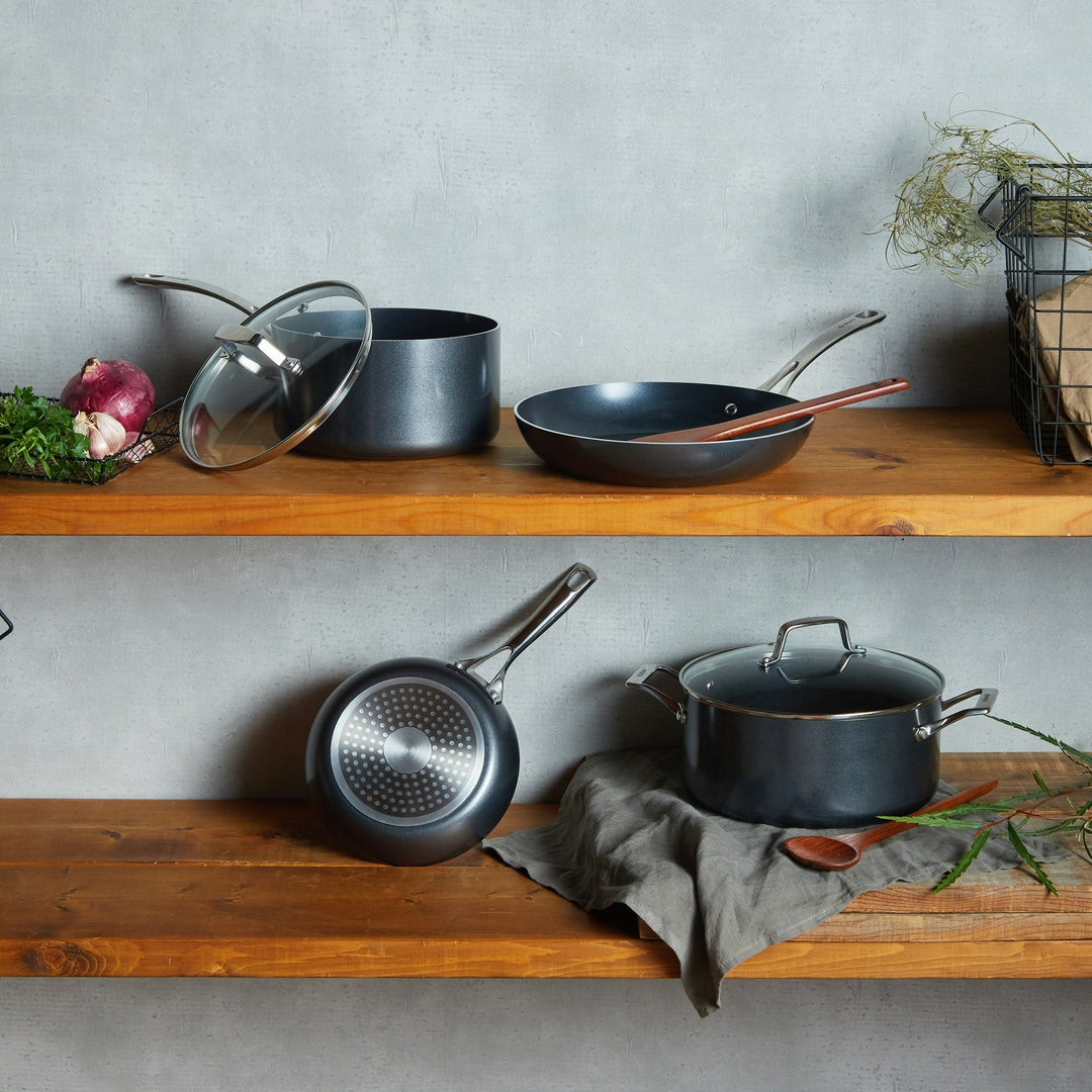 公式】京セラ セラブリッド 片手鍋 20cm（IH/ガス火対応） – 京セラ