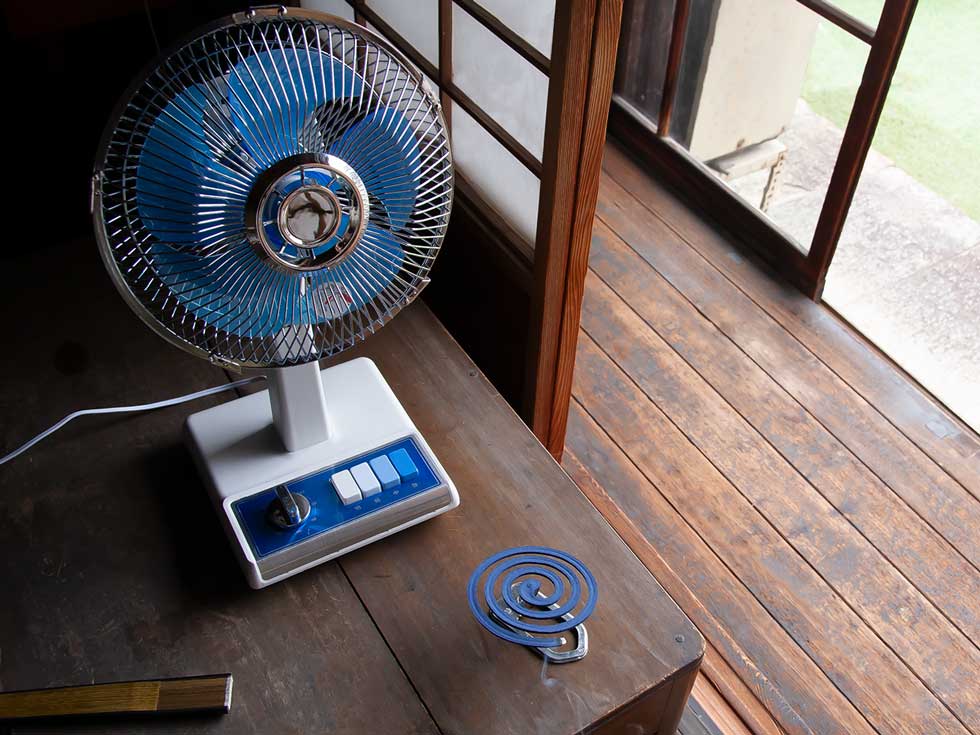 スタッフおすすめ／昔懐かしいのに新しい。レトロデザインミニ扇風機