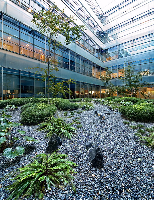 Gorbea 4 Atriums by Studio Urquijo-Kastner Landscape Architecture