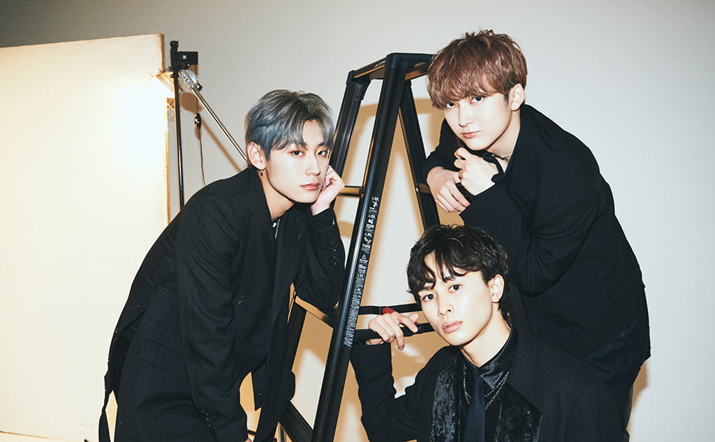 超特急】タクヤ×ユーキ×アロハ 描く〈未来〉に実直な 凛々しい3人の