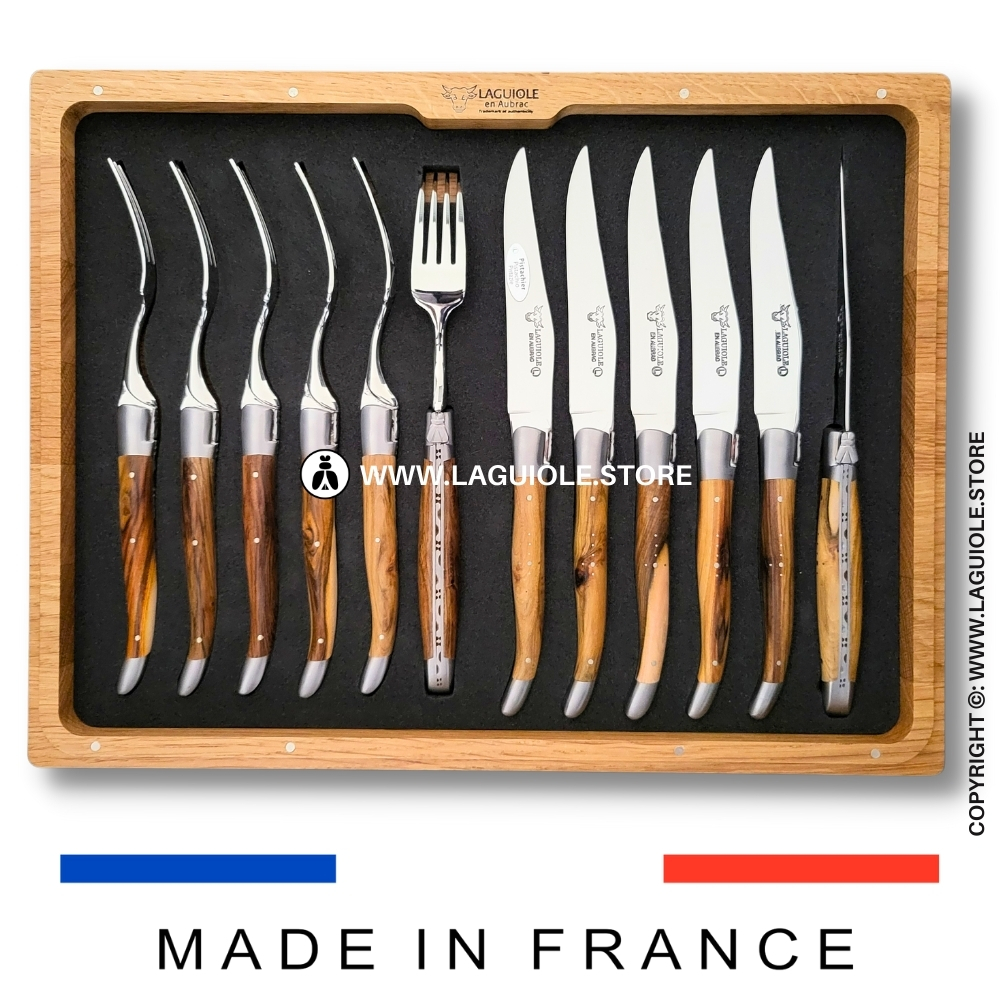 Laguiole en Aubrac 12 piece Cutlery Set Pistachio wood handle