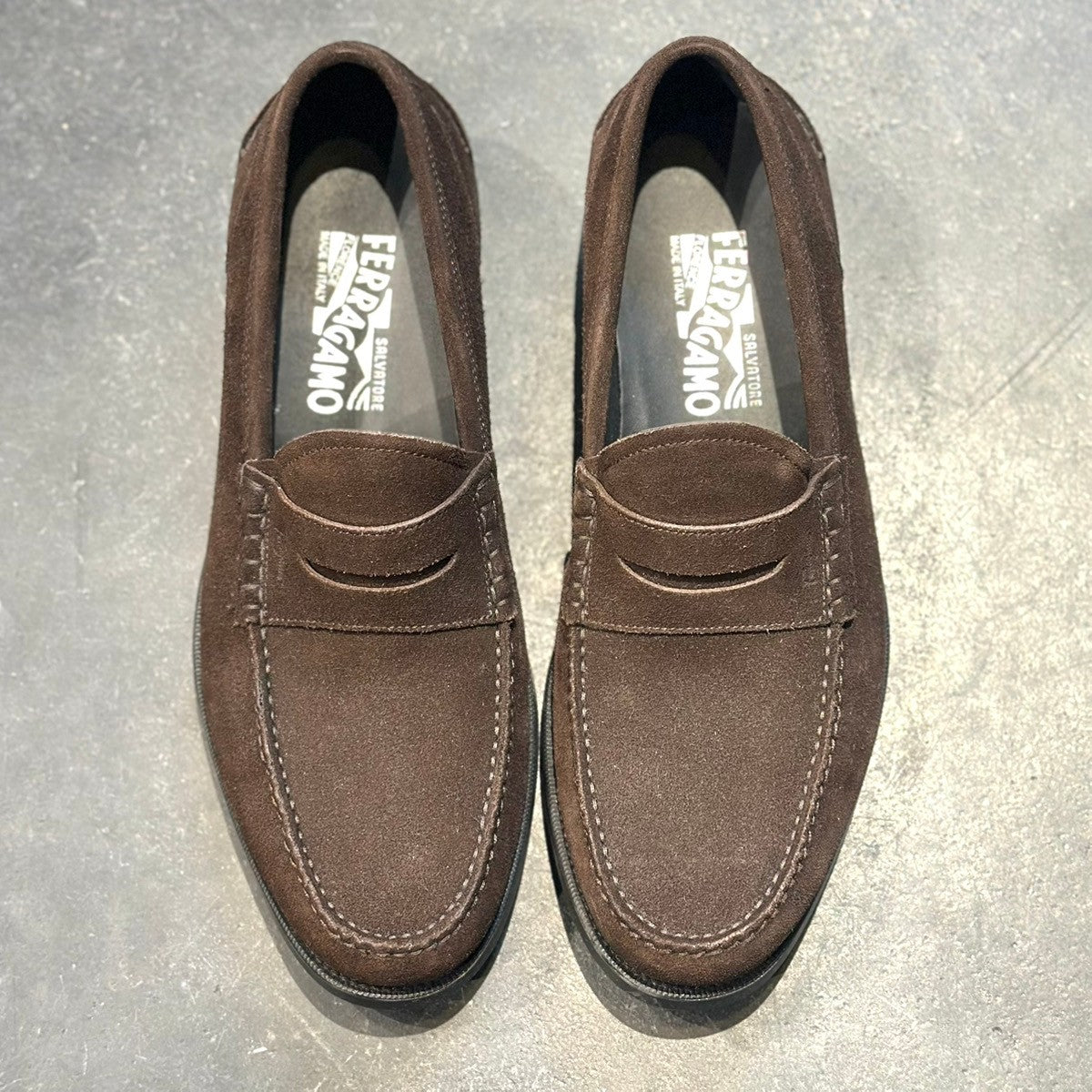 極美品【Salvatore Ferragamo】サルヴァトーレ フェラガモ ローファー