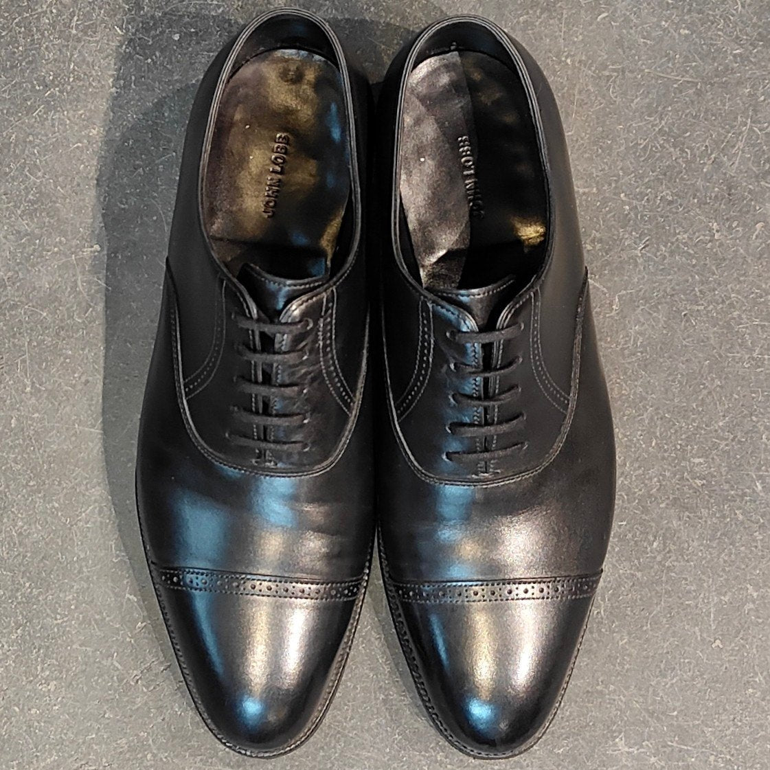 使用数回【JOHN LOBB】ジョンロブ フィリップ2 パンチドキャップトゥ