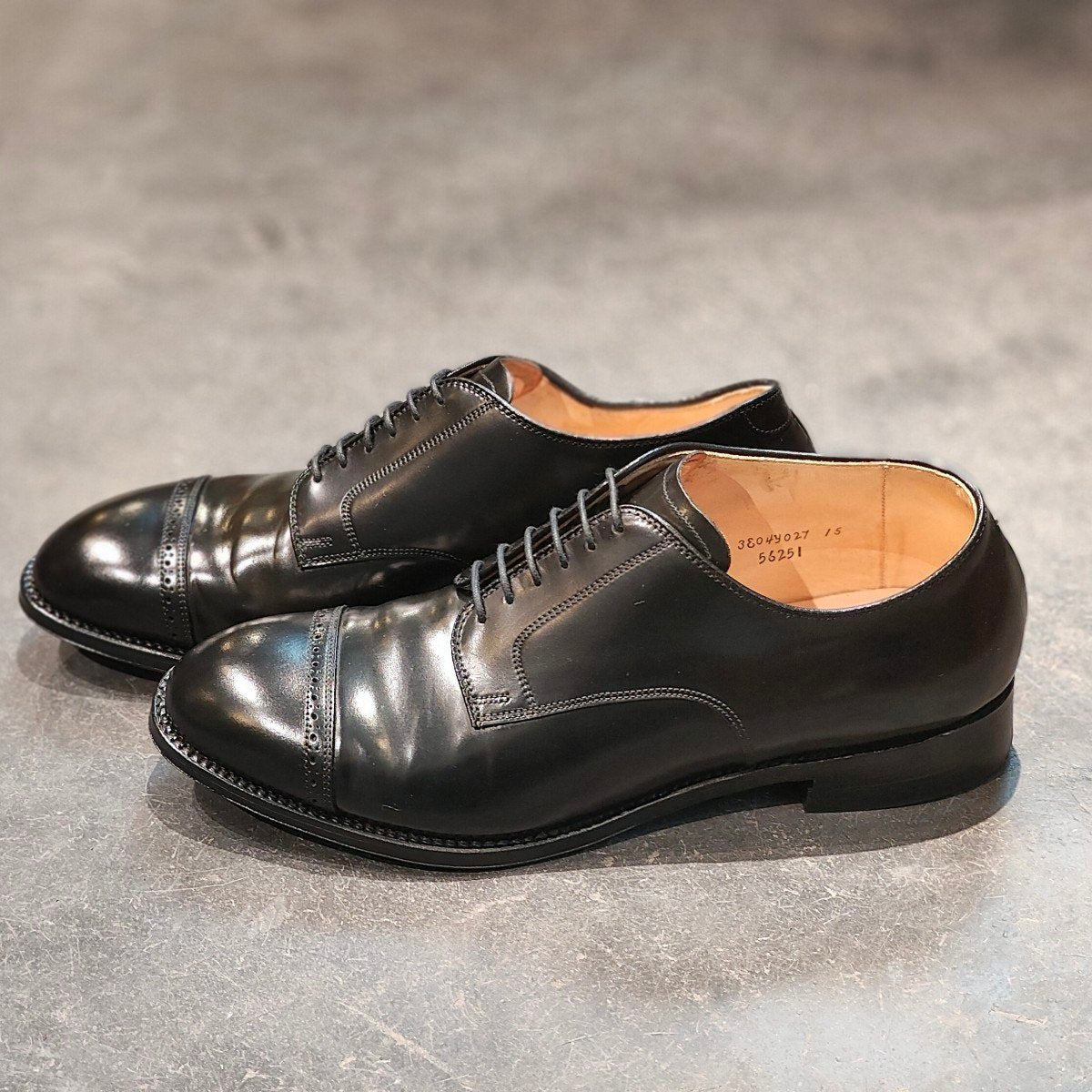 試着程度 【ALDEN】オールデン 56251 パンチドキャップトゥ コードバン