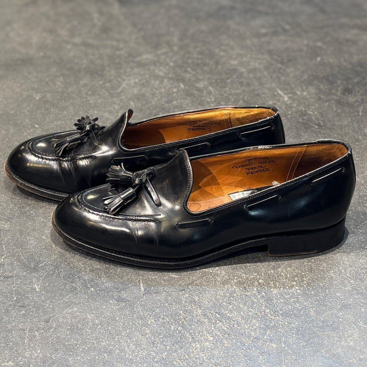 Church's】チャーチ タッセルローファー キーツ 3都市 ブック