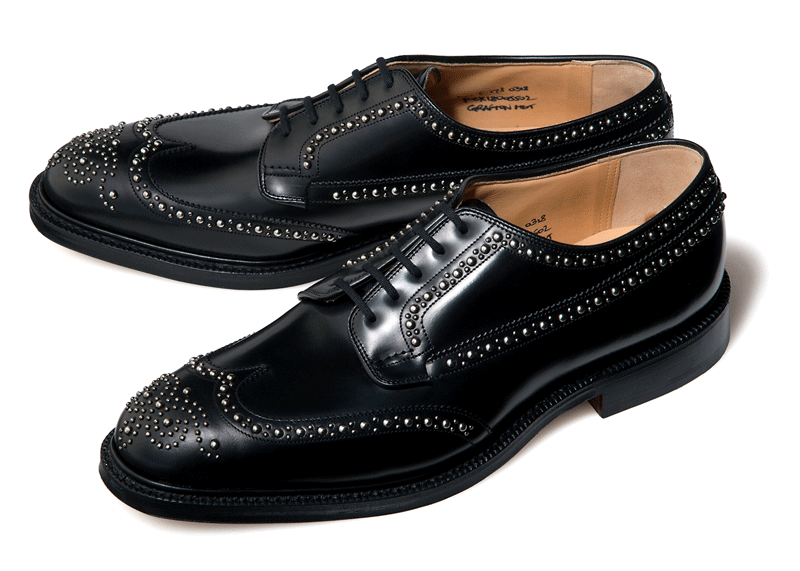 Church's（チャーチ）』スタッズや鮮やかな色でクラシックをフレッシュ