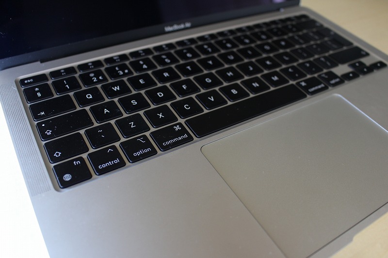 レビュー】UK配列キーボード M1 MacBook Airがかっこ良すぎる