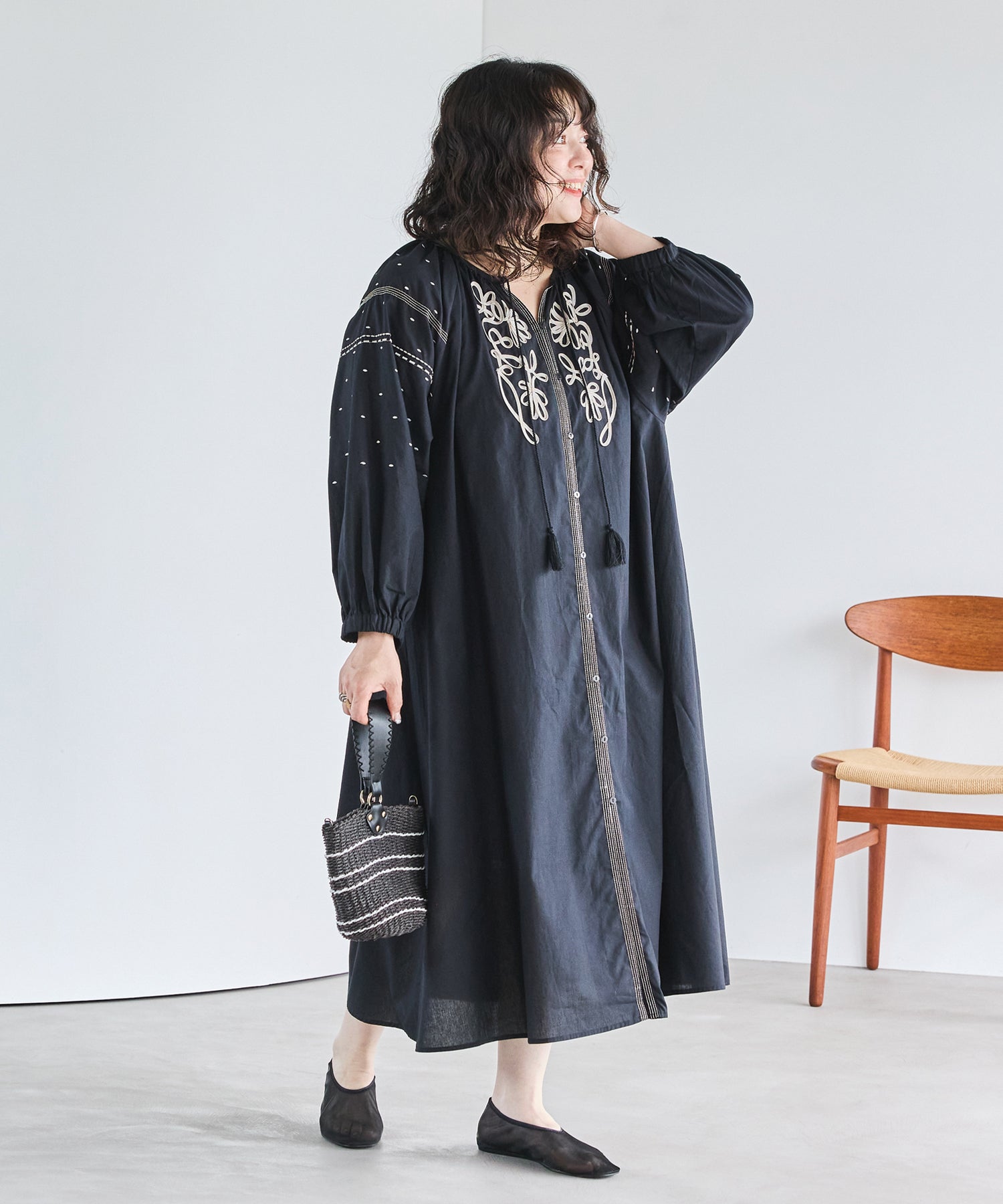 コード刺繍ワンピース | ラビアンジェ-⼤きいサイズのレディース服