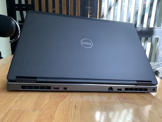 Dell Precision 7730 i7-8850H / Ram 16GB / SSD 512GB / Màn 17.3