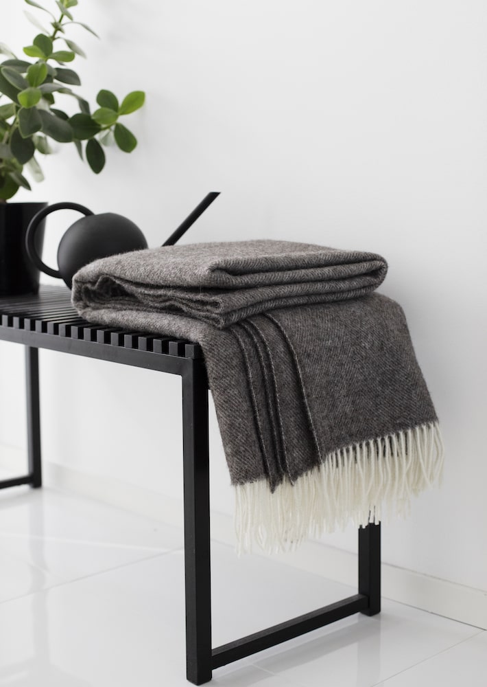 ARVO wool blanket 130×180+fringes – LAPUAN KANKURIT（ラプアン