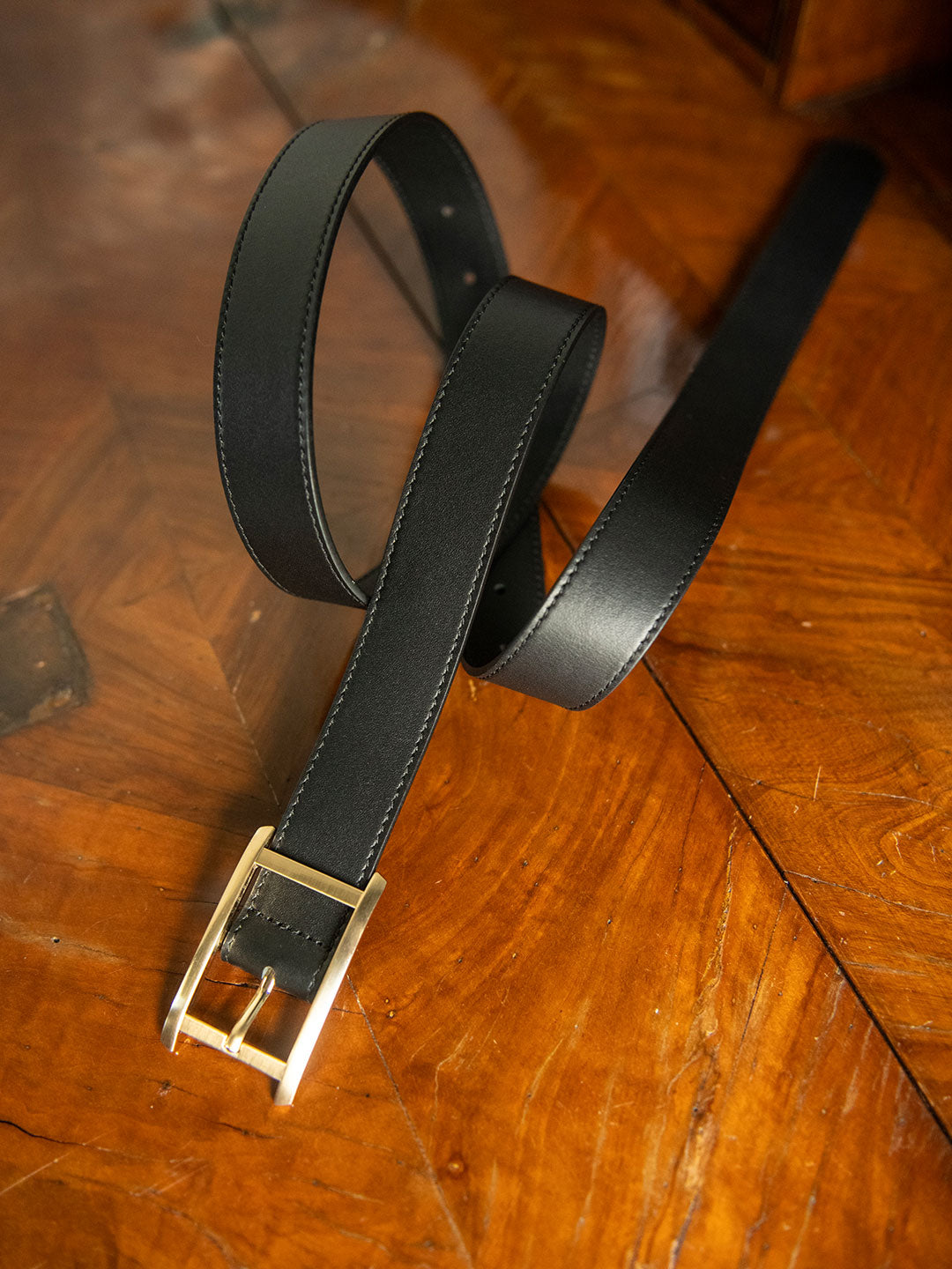 本革ロングベルト | Lazo_N33°（ラソエヌサーティスリー）の公式通販