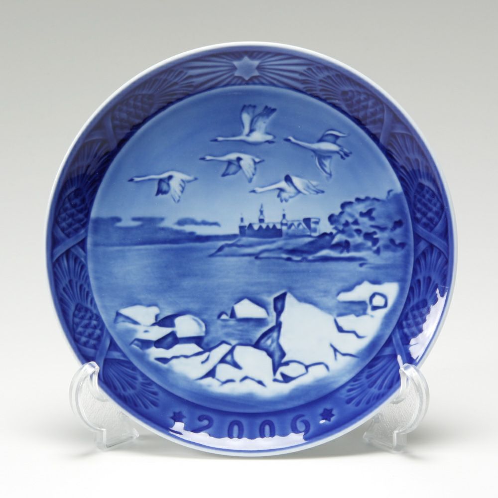 ロイヤルコペンハーゲン（Royal Copenhagen） イヤープレート 18cm