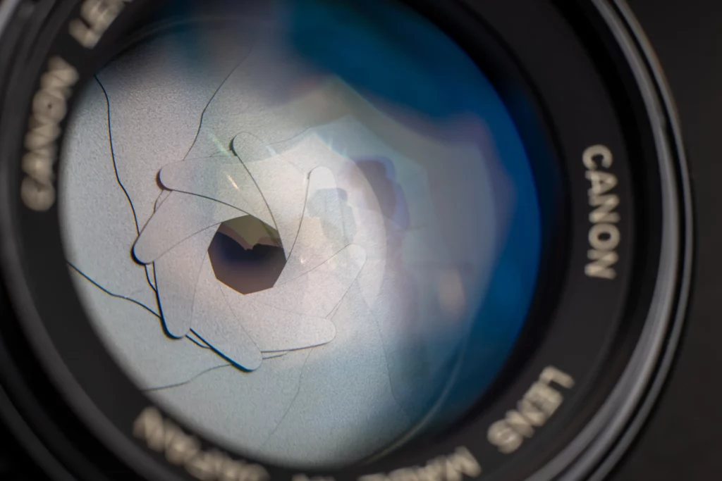 Canon nFD 50mm f1.2 Review - Lens Legend