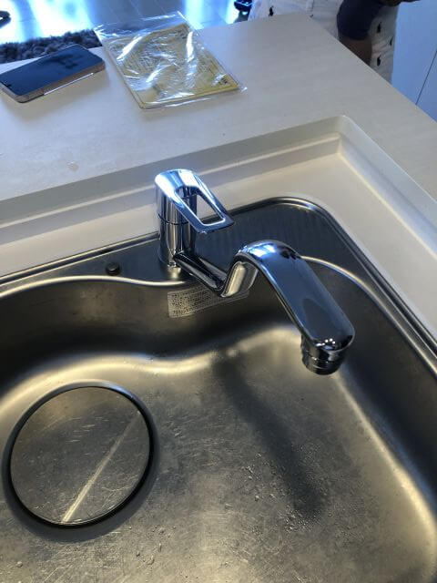 ジェンマのマルチイオナイザーを取り付けたいからキッチンの蛇口を交換