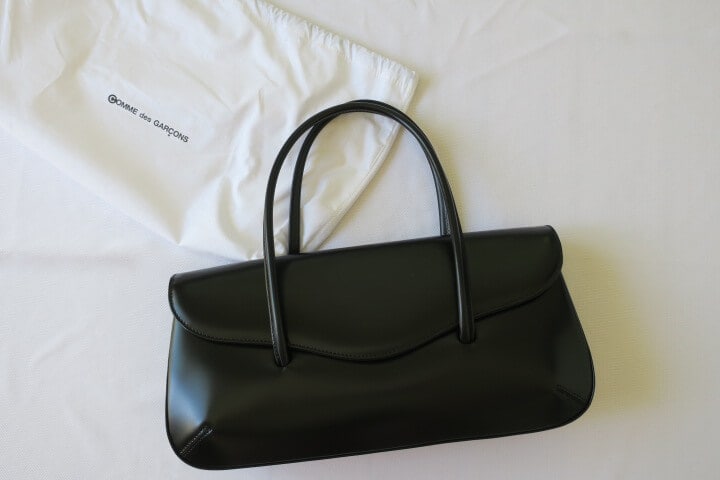 秋はCOMME des GARÇONS のバッグから | LEE